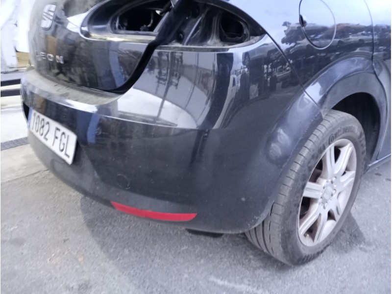 Recambio de paragolpes trasero para seat leon (1p1) reference referencia OEM IAM   