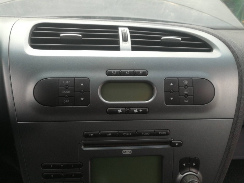 Recambio de mando calefaccion / aire acondicionado para seat leon (1p1) reference referencia OEM IAM 1P0907044B  