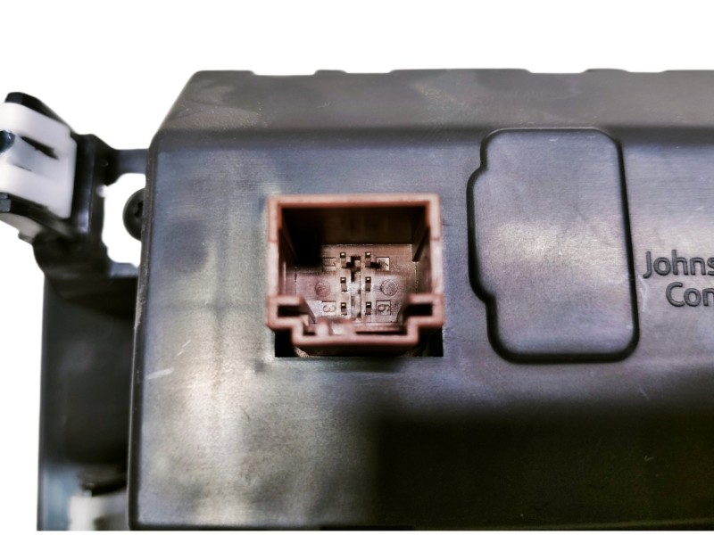 Recambio de pantalla multifuncion para citroën c4 lim. business referencia OEM IAM 9809263580 NS356618338 2768618 6 PINS