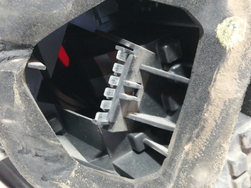 Recambio de piloto trasero izquierdo para opel corsa d cosmo referencia OEM IAM 89318830  