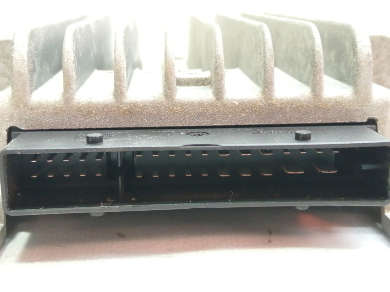 Recambio de sistema audio / radio cd para audi a3 (8p) 2.0 tdi ambiente referencia OEM IAM 8P0035223A  