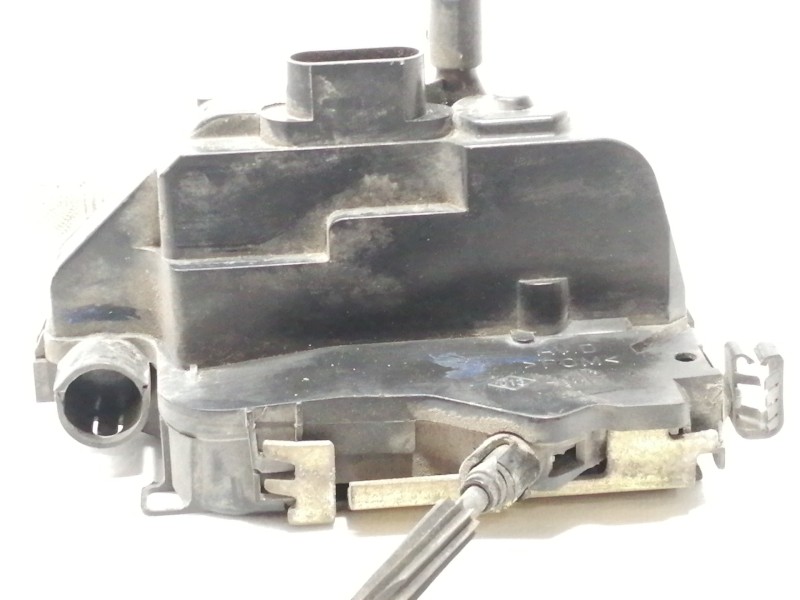 Recambio de cerradura puerta delantera derecha para peugeot 307 cc (s2) básico referencia OEM IAM   