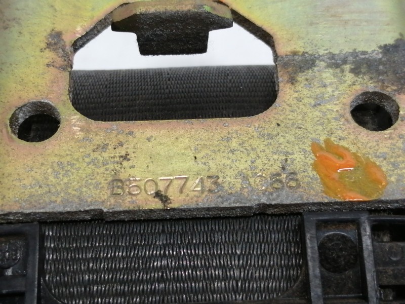 Recambio de cinturon seguridad delantero derecho para peugeot 307 cc (s2) básico referencia OEM IAM 96413041XX B507743 3 PUERTAS