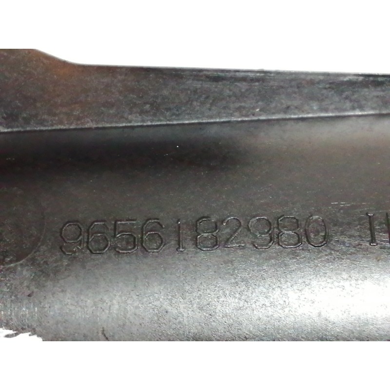 Recambio de termostato para peugeot 407 st sport referencia OEM IAM 9656182980  