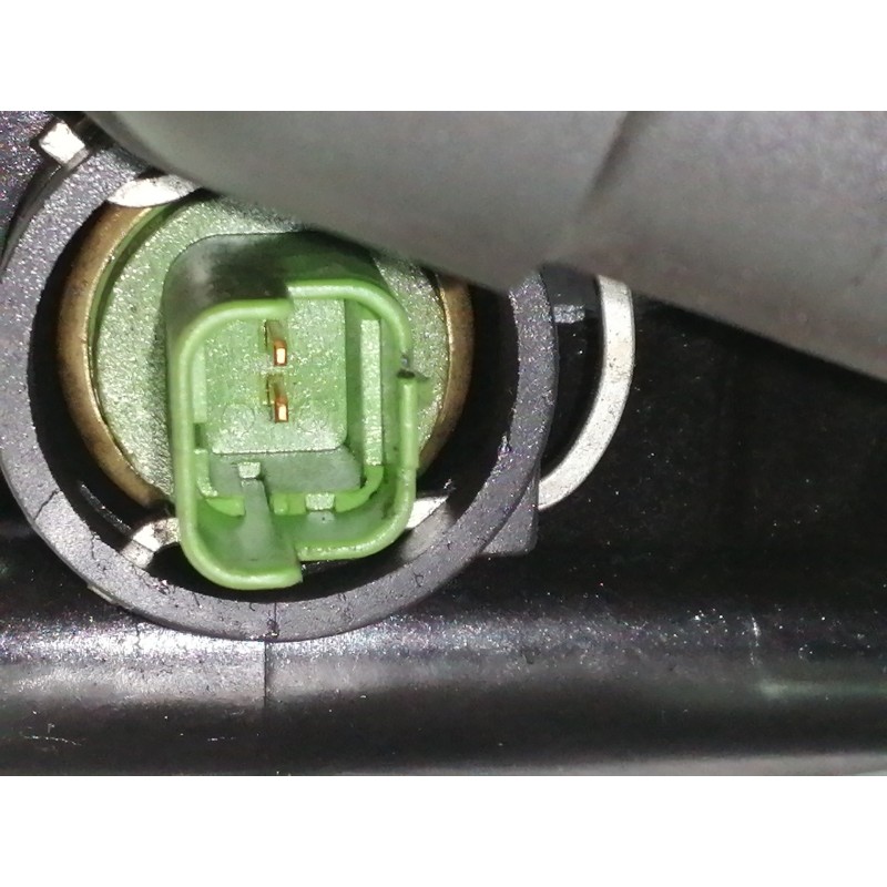 Recambio de termostato para peugeot 407 st sport referencia OEM IAM 9656182980  