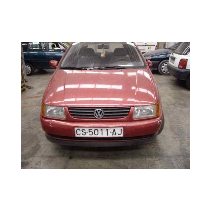 VOLKSWAGEN POLO BERLINA (6N1)