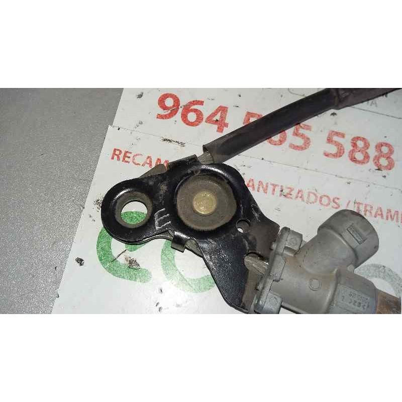 Recambio de enganche cinturon delantero derecho para citroën xantia berlina 1.9 turbodiesel referencia OEM IAM   