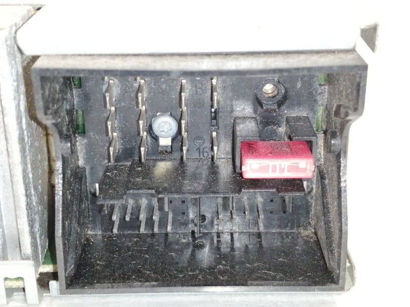 Recambio de sistema audio / radio cd para peugeot 307 cc (s2) básico referencia OEM IAM 7645038392  