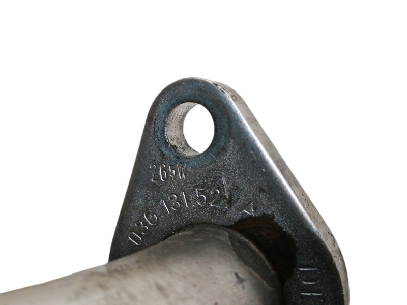 Recambio de tubo para volkswagen passat berlina (3c2) trendline referencia OEM IAM 03G131521A  