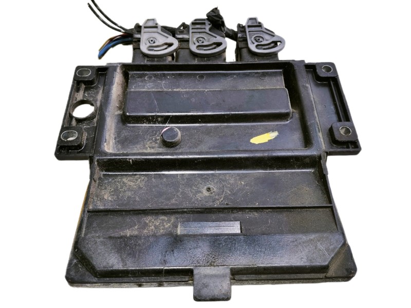 Recambio de centralita motor uce para nissan micra (k12e) acenta referencia OEM IAM 8200334419 R0410C132A 