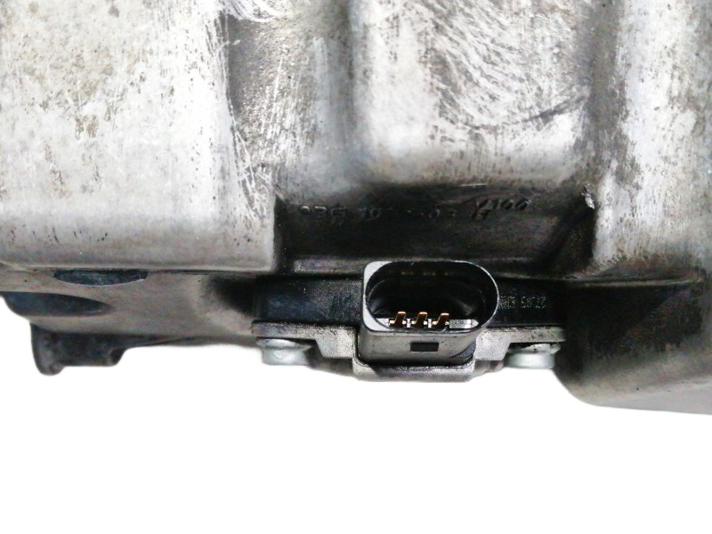 Recambio de carter para volkswagen passat berlina (3c2) trendline referencia OEM IAM 03G103603H 6PR00807903 1J0907660C