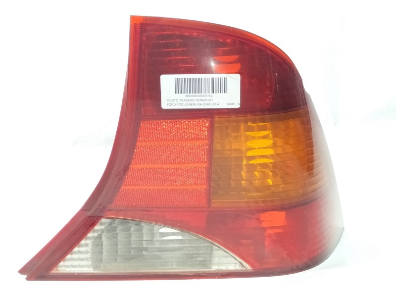 Recambio de piloto trasero derecho para ford focus berlina (cak) ghia referencia OEM IAM 1M5113404B  