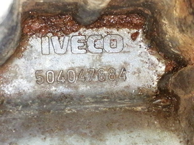 Recambio de soporte motor para iveco daily caja cerrada (2006 =>) caja cerrada 35c... batalla 3000l referencia OEM IAM 504047884