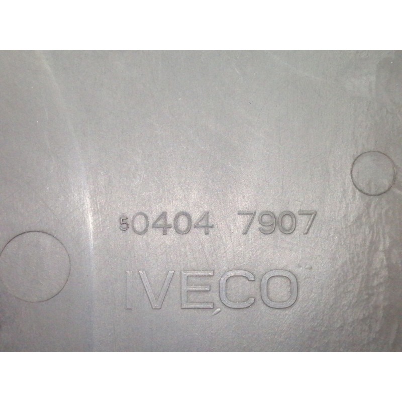 Recambio de tapa motor para iveco daily caja cerrada (2006 =>) caja cerrada 35c... batalla 3000l referencia OEM IAM 504047907  