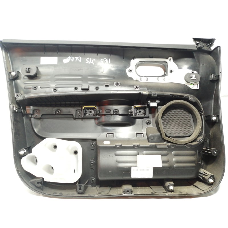 Recambio de guarnecido puerta delantera derecha para citroën c4 cactus feel edition referencia OEM IAM 94961T01  