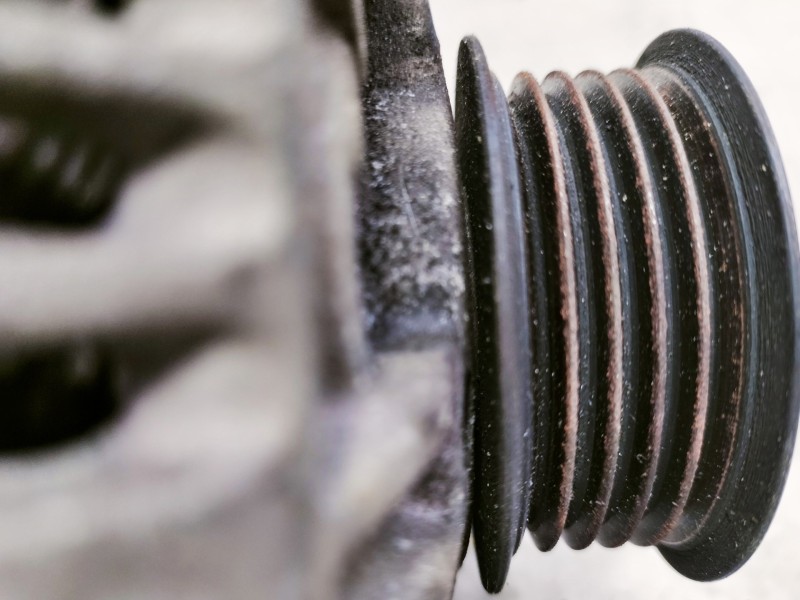 Recambio de alternador para toyota avensis berlina (t 22) 1.6 terra (4-ptas.) referencia OEM IAM 270600210084 02100 