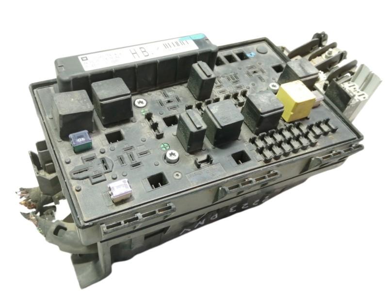 Recambio de caja reles / fusibles para opel astra gtc sport referencia OEM IAM 13206754 5DK00866933 