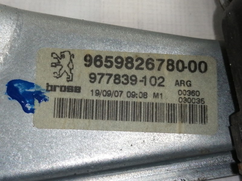 Recambio de elevalunas trasero izquierdo para peugeot 308 premium referencia OEM IAM 965982678000 977839102 9659834880