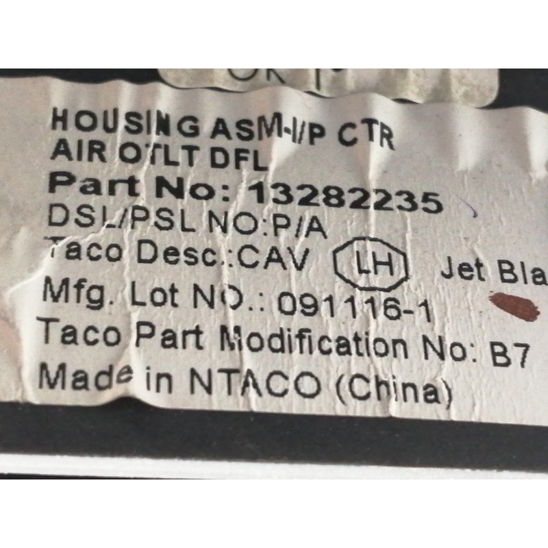 Recambio de rejilla aireadora para opel insignia sports tourer cosmo referencia OEM IAM 495050031 13321689 13282235