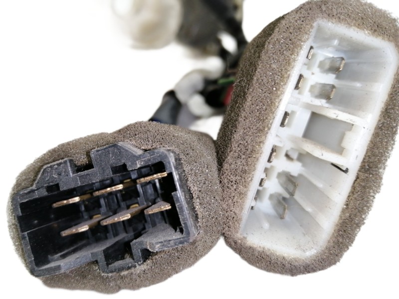 Recambio de mando multifuncion para kia rio ipanema berlina referencia OEM IAM 45131A1002  