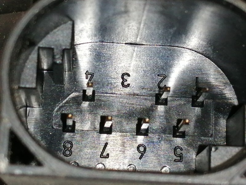 Recambio de cerradura puerta trasera derecha para bmw x5 (e53) 3.0d referencia OEM IAM 8402602  