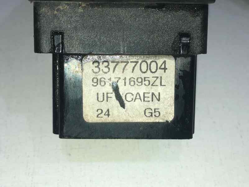 Recambio de mando luces para peugeot 306 berlina 3/5 puertas (s1) 1.4 referencia OEM IAM 33777004  