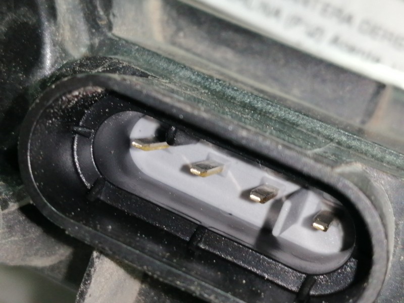 Recambio de cerradura puerta delantera derecha para nissan primera berlina (p12) acenta referencia OEM IAM   