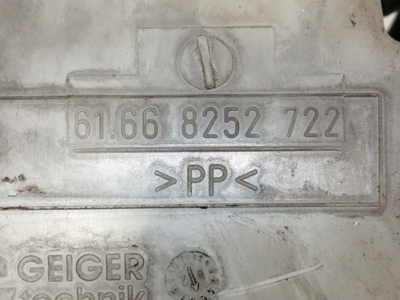 Recambio de deposito limpia para bmw x5 (e53) 3.0d referencia OEM IAM 61668252722  