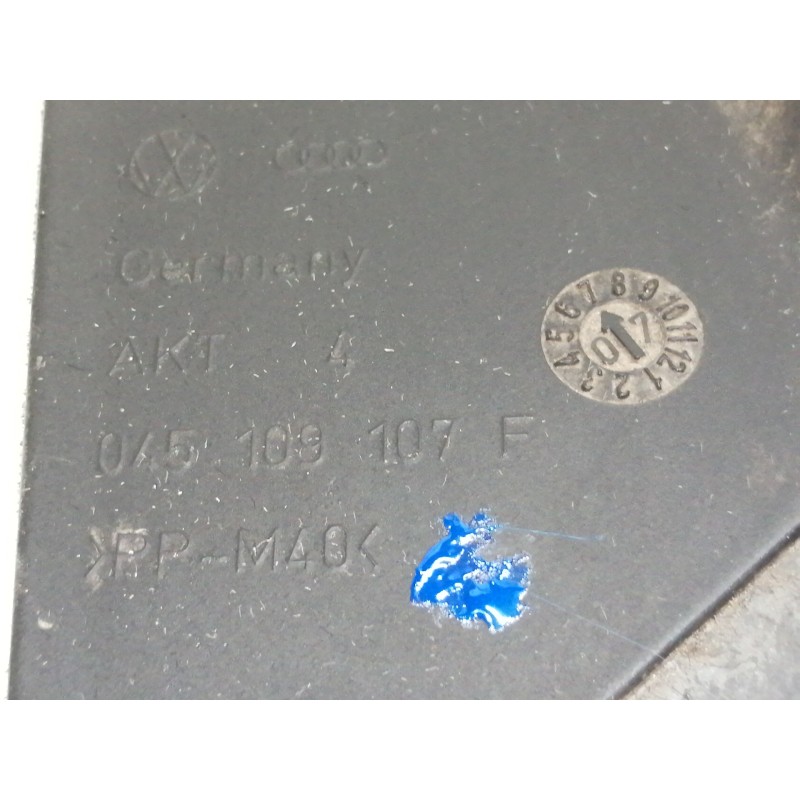 Recambio de tapa distribucion para seat leon (1p1) reference referencia OEM IAM 045109107F  