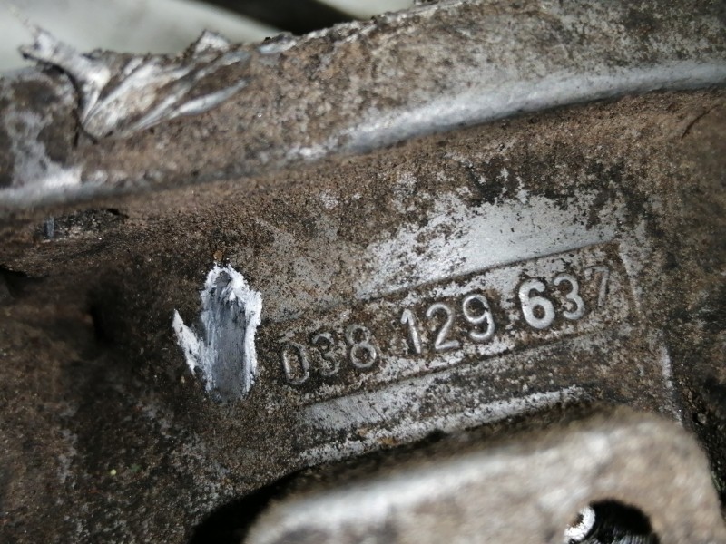 Recambio de caja mariposa para seat cordoba berlina (6k2) signo referencia OEM IAM 038129637  