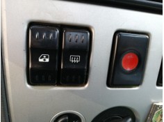 Recambio de mando elevalunas delantero izquierdo para dacia logan ambiance referencia OEM IAM   