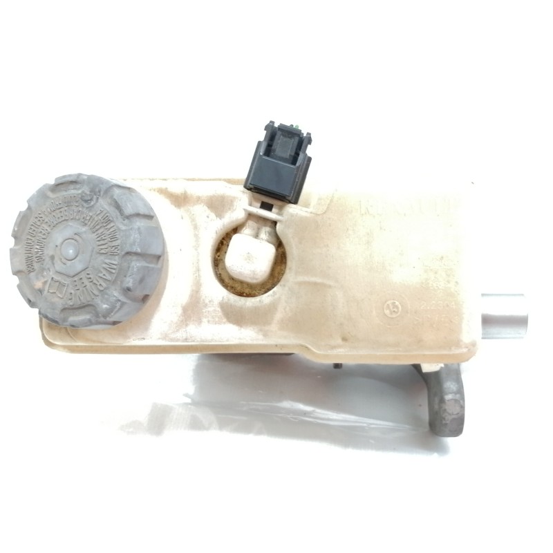Recambio de bomba freno para renault clio iv business referencia OEM IAM 460111938R  