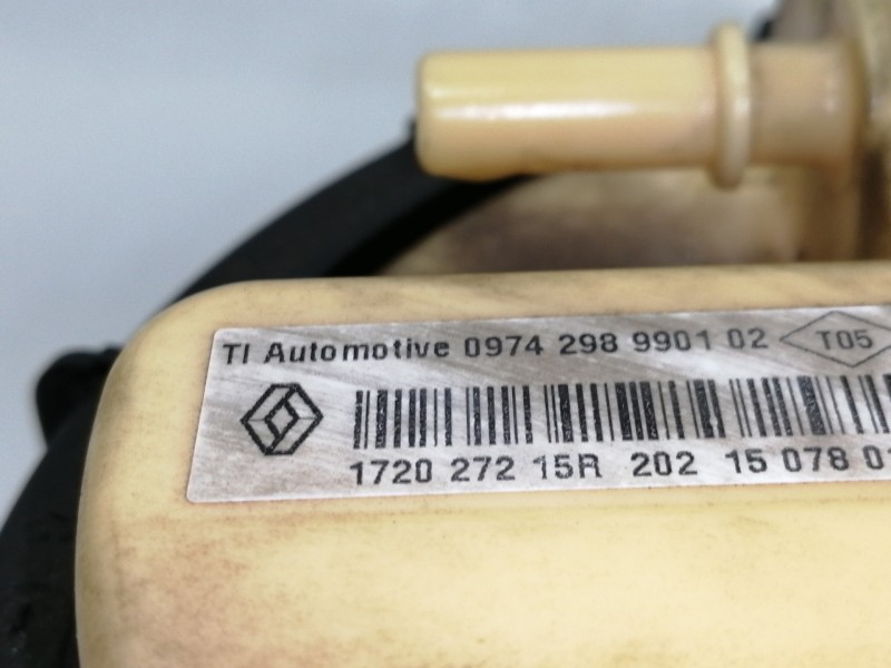 Recambio de aforador para renault clio iv business referencia OEM IAM 8200183136  