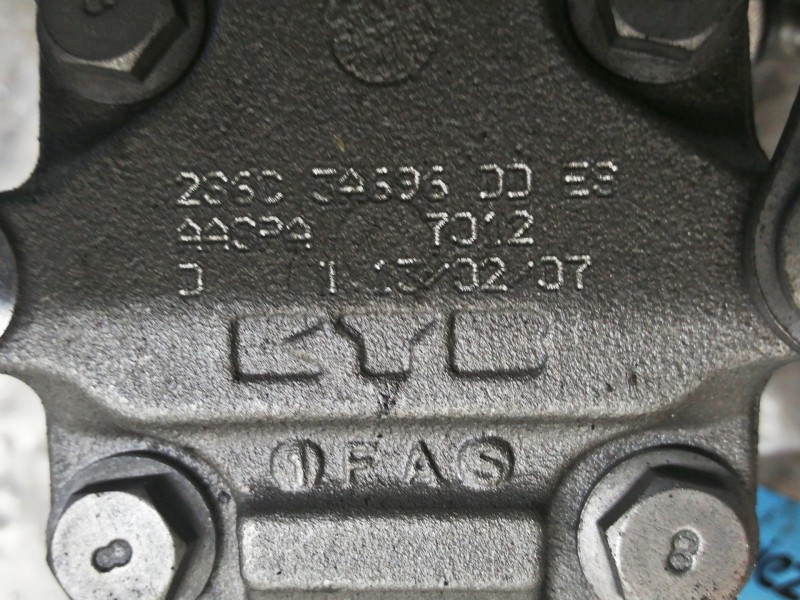 Recambio de bomba direccion para ford fiesta (cbk) ambiente referencia OEM IAM 236C3A696DD  