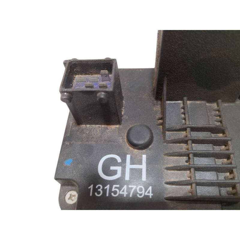 Recambio de cerradura puerta trasera derecha para opel meriva 1.4 16v referencia OEM IAM 13154794  