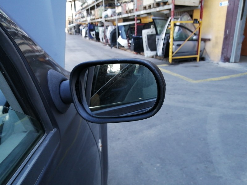 Recambio de retrovisor derecho para dacia logan ambiance referencia OEM IAM   