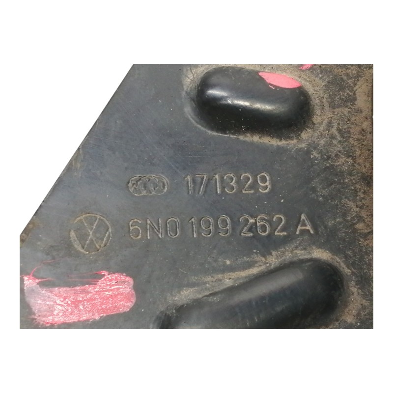 Recambio de soporte motor derecho para volkswagen polo berlina (6n1) concept referencia OEM IAM 6N0199262A  