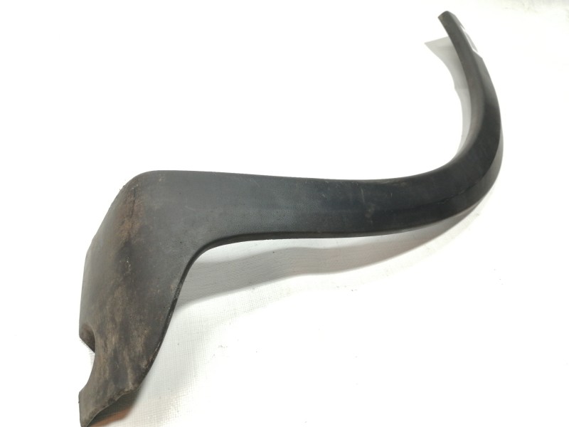 Recambio de aletin trasero derecho para opel corsa c club referencia OEM IAM 09114714  