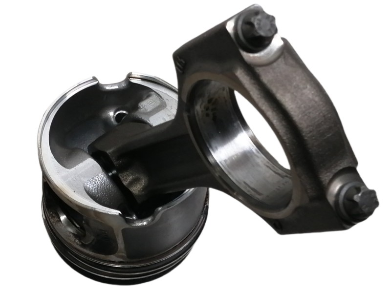 Recambio de piston para bmw serie 5 lim. (f10) 520d referencia OEM IAM 0840ZU  