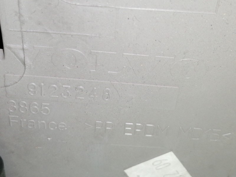 Recambio de guantera para volvo v50 familiar 1.6 d drive kinetic referencia OEM IAM 9123248  