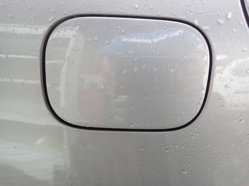 Recambio de tapa exterior combustible para mercedes-benz clase c (w203) berlina 270 cdi (203.016) referencia OEM IAM   