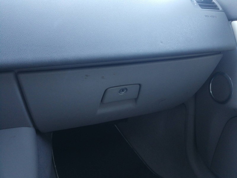 Recambio de guantera para volvo v50 familiar 1.6 d drive kinetic referencia OEM IAM 9123248  