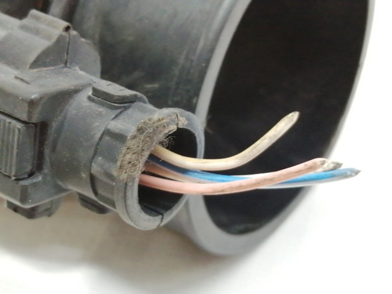 Recambio de caudalimetro para renault clio iv business referencia OEM IAM 8200682558  