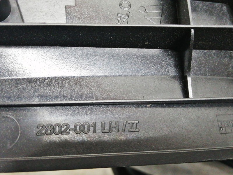 Recambio de retrovisor izquierdo para ford fiesta (cbk) ambiente referencia OEM IAM 2802001LH  