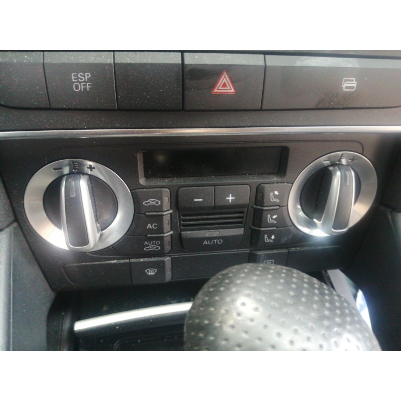 Recambio de mando calefaccion / aire acondicionado para audi a3 sportback (8p) 1.8 tfsi ambiente referencia OEM IAM 8P0820043BK 