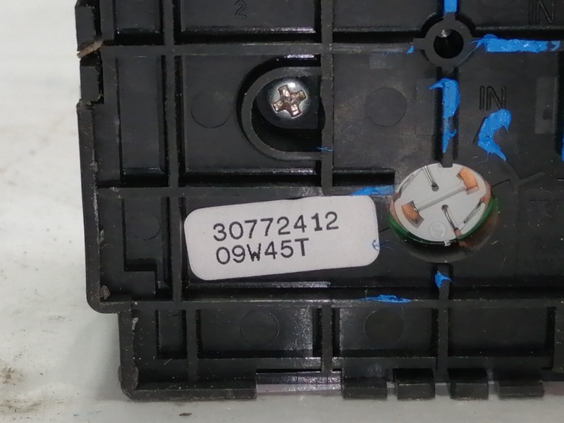 Recambio de mando luces para volvo v50 familiar 1.6 d drive kinetic referencia OEM IAM 30772412 09W45T 