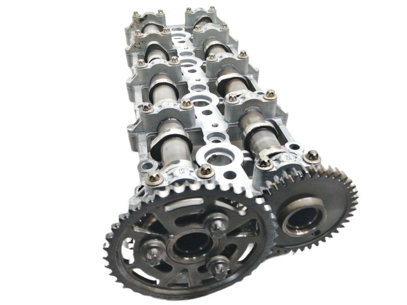 Recambio de arbol de levas para bmw serie x1 (f48) sdrive18d referencia OEM IAM 11318570145  