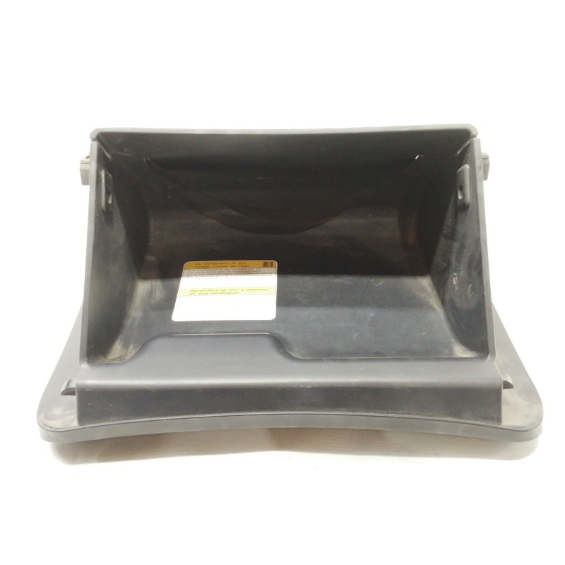 Recambio de guantera para kia sportage ex referencia OEM IAM KM84501A  