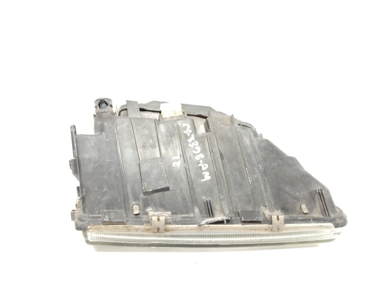 Recambio de faro izquierdo para citroën xantia berlina 1.9 turbodiesel referencia OEM IAM 60974410  