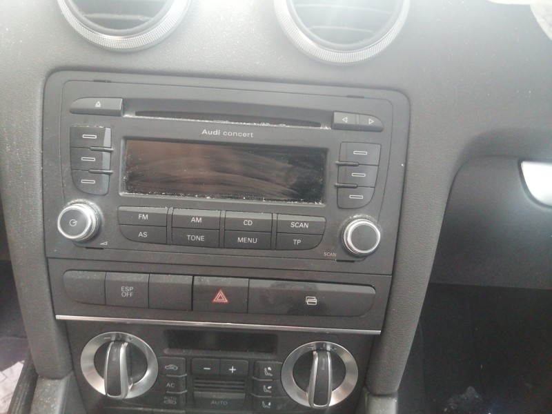 Recambio de sistema audio / radio cd para audi a3 sportback (8p) 1.8 tfsi ambiente referencia OEM IAM 8P0035186S 7649276380 